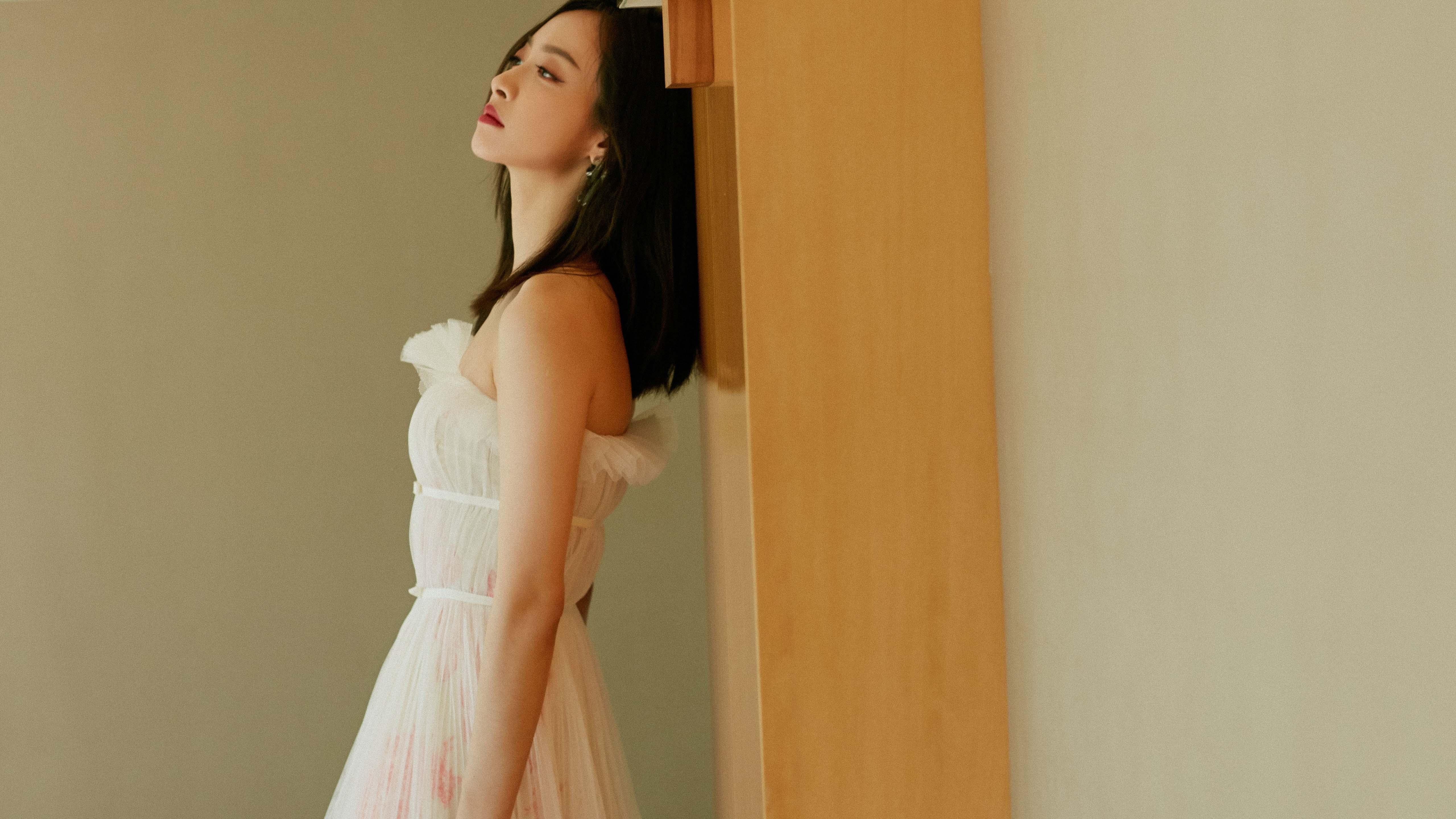 mk体育开云-慢节奏下防守轮转是否更能体现团队默契，防守横向移动慢怎么练