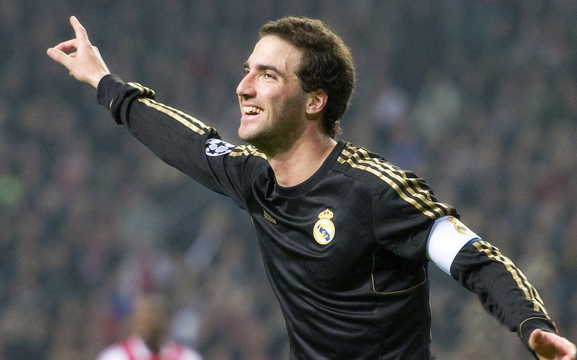 mk足球官网-勇士队新援爆发,助力冲击总冠军,勇士队2020年新队员